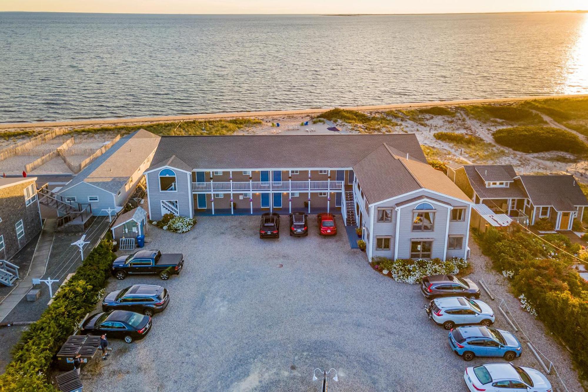 Sandbars Inn North Truro Room photo